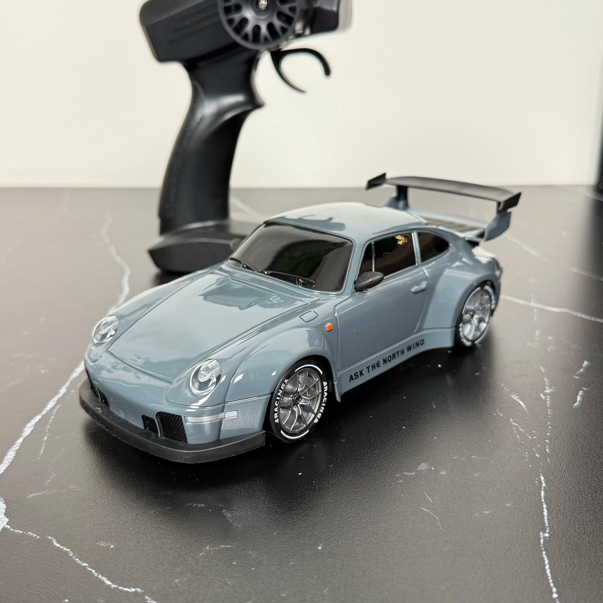 SkidBoiz™ XL German Drifter 1:18